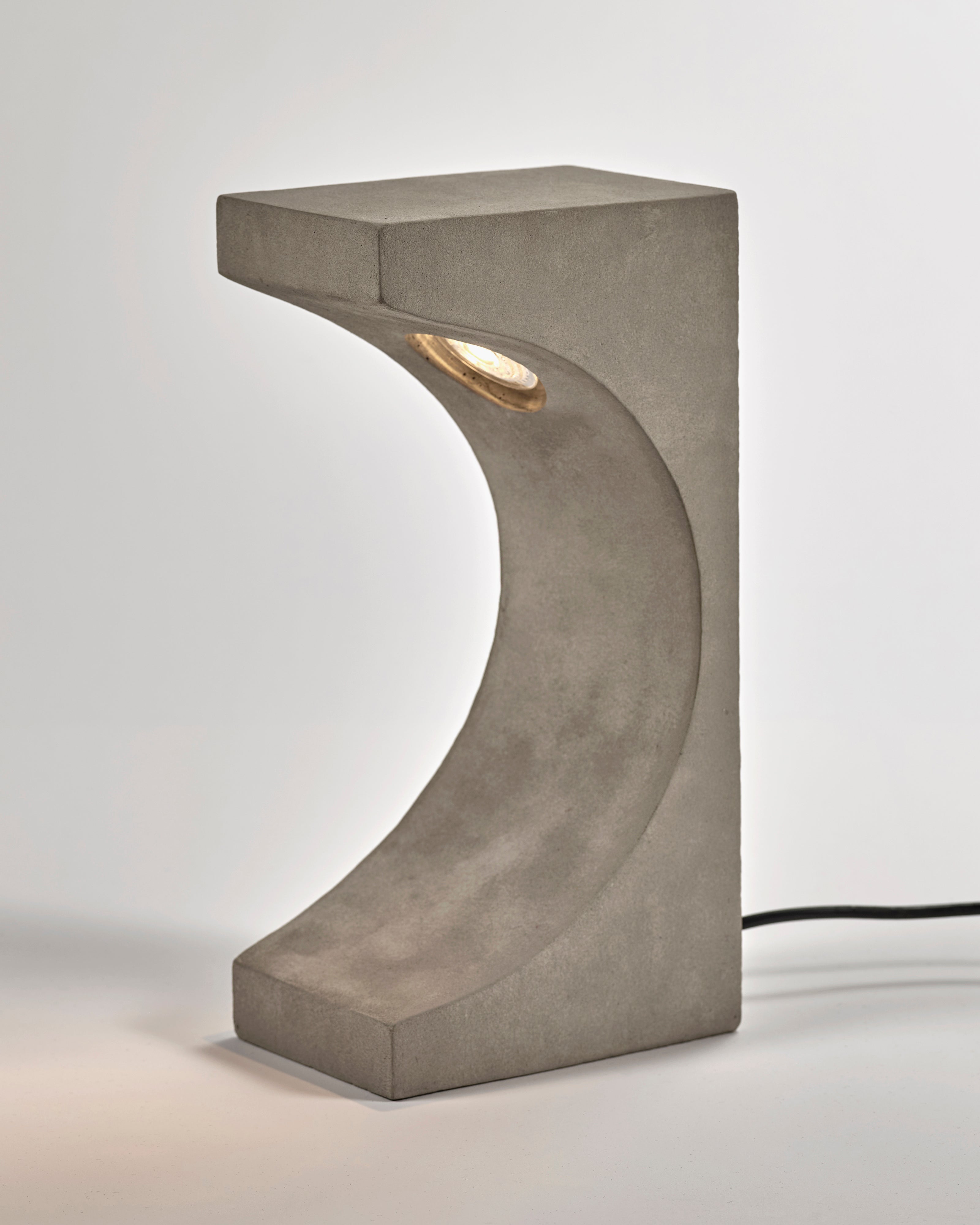 Table lamp concrete Tangent - THAT COOL LIVING