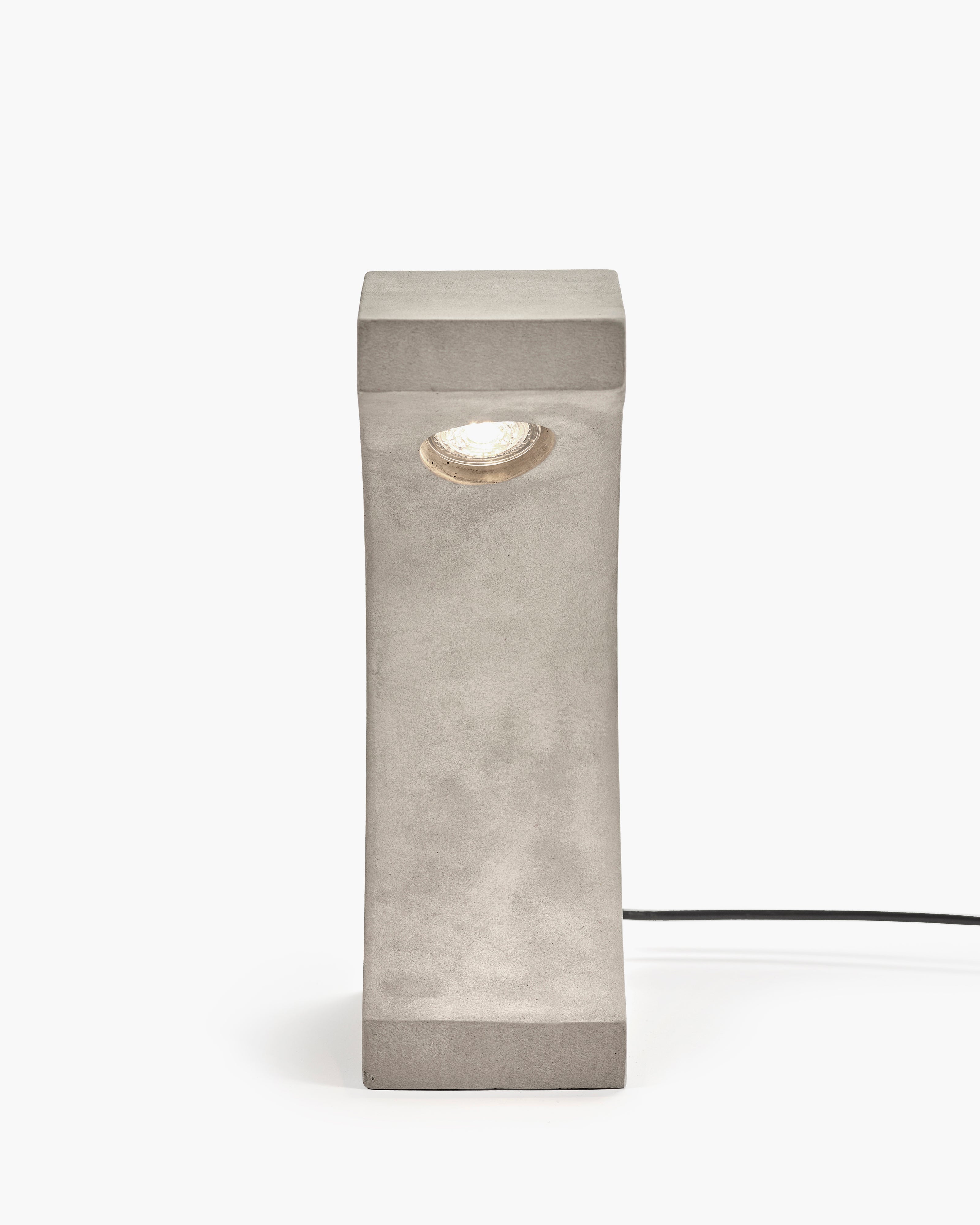 Table lamp concrete Tangent - THAT COOL LIVING