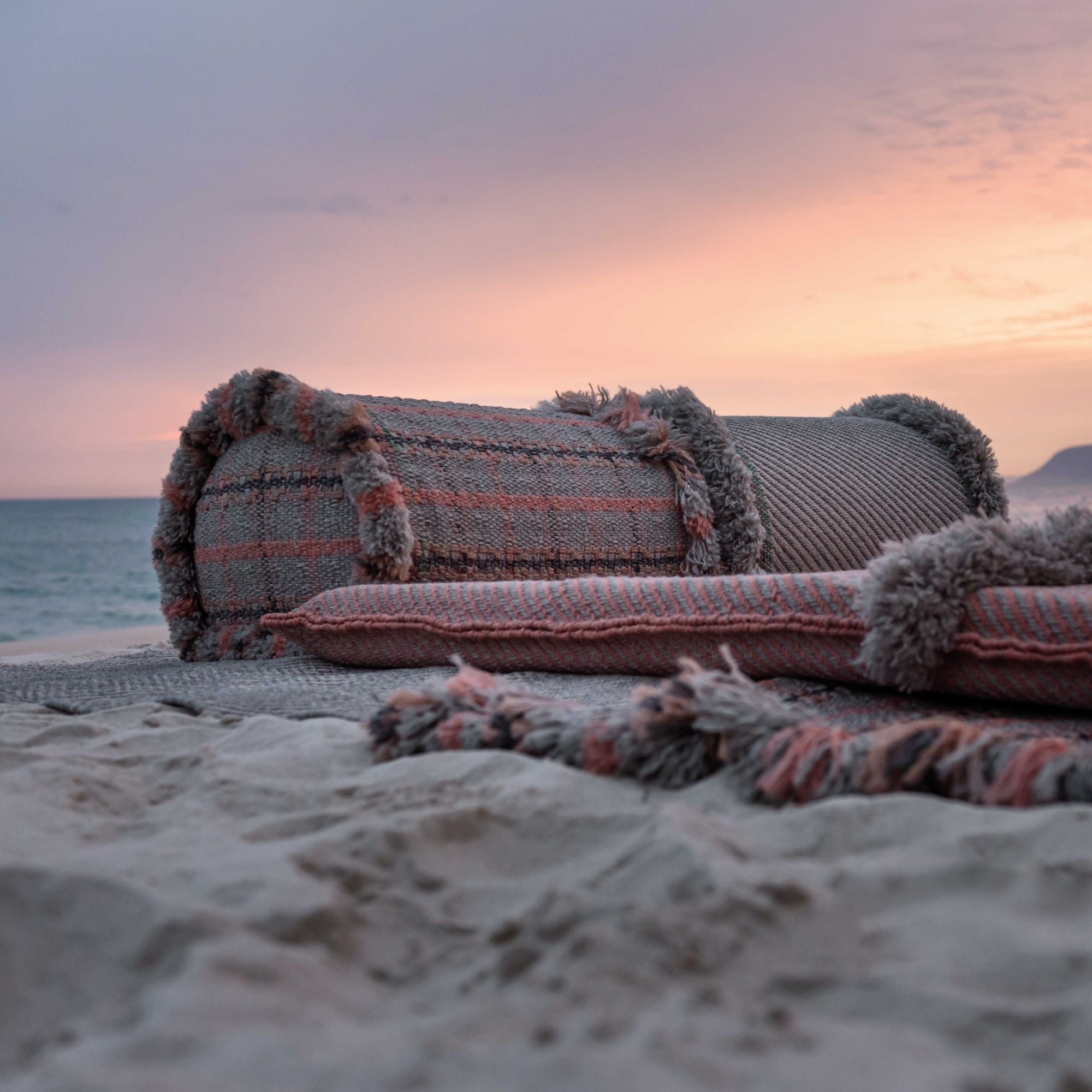 Garden Layers Tartan Big Roll - THAT COOL LIVING
