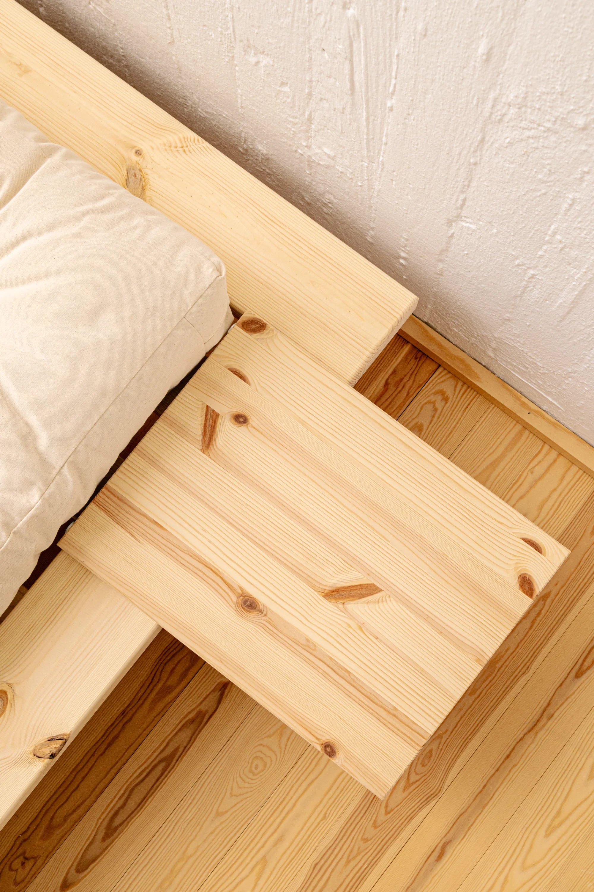 Japan Bedside Table