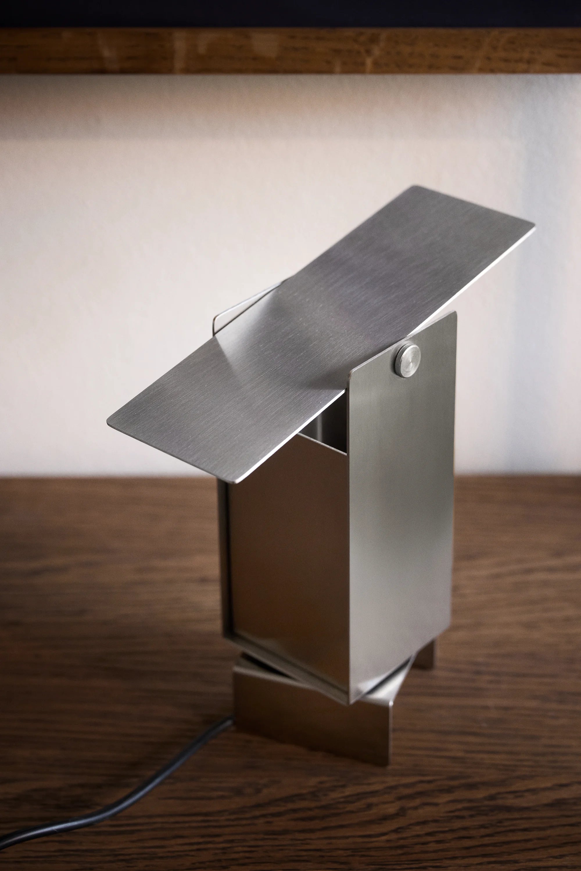 Pivoting Table Lamp - THAT COOL LIVING