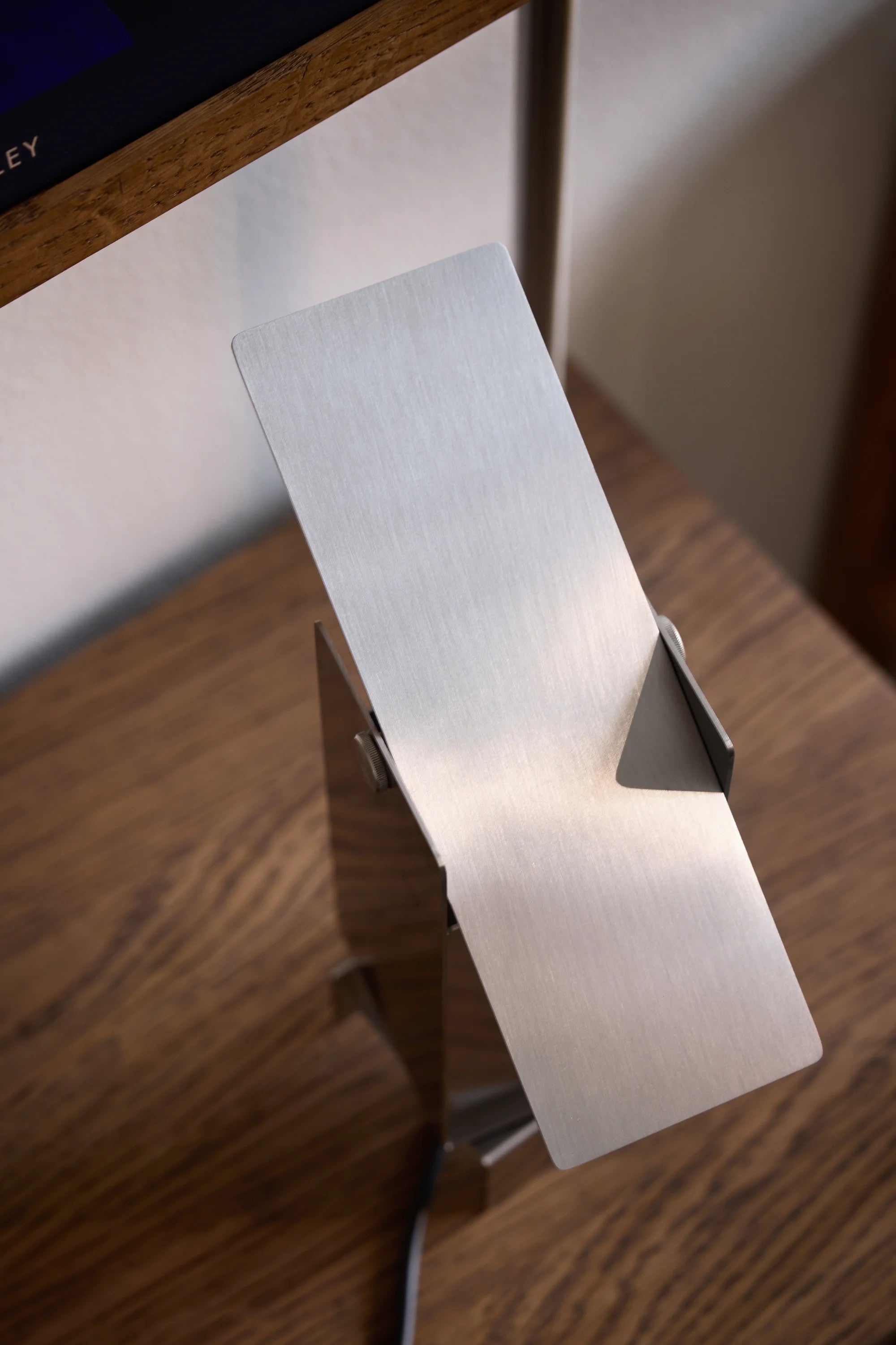 Pivoting Table Lamp - THAT COOL LIVING