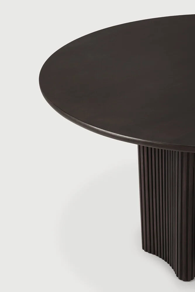 Roller Max Round Dining Table
