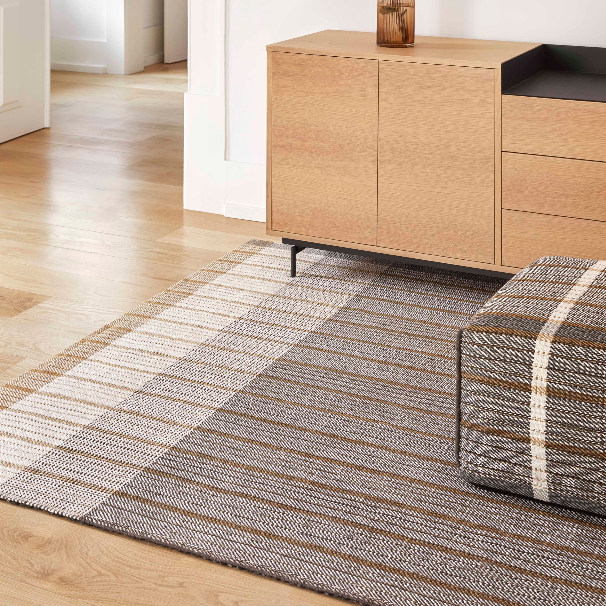 Reversible Rug | Black - THAT COOL LIVING