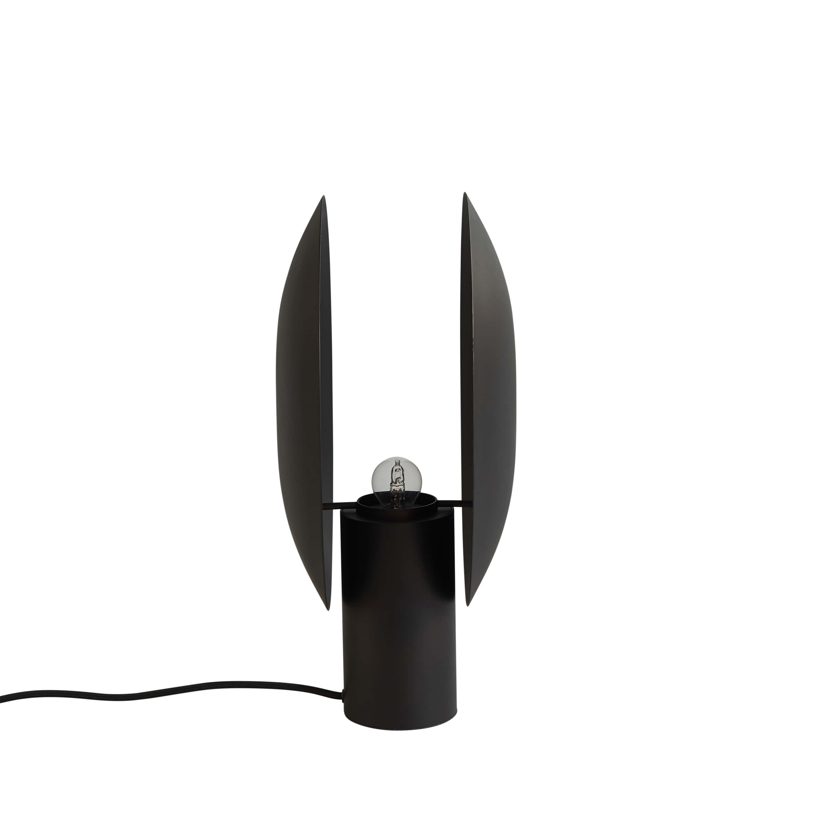 Clam Table Lamp - THAT COOL LIVING