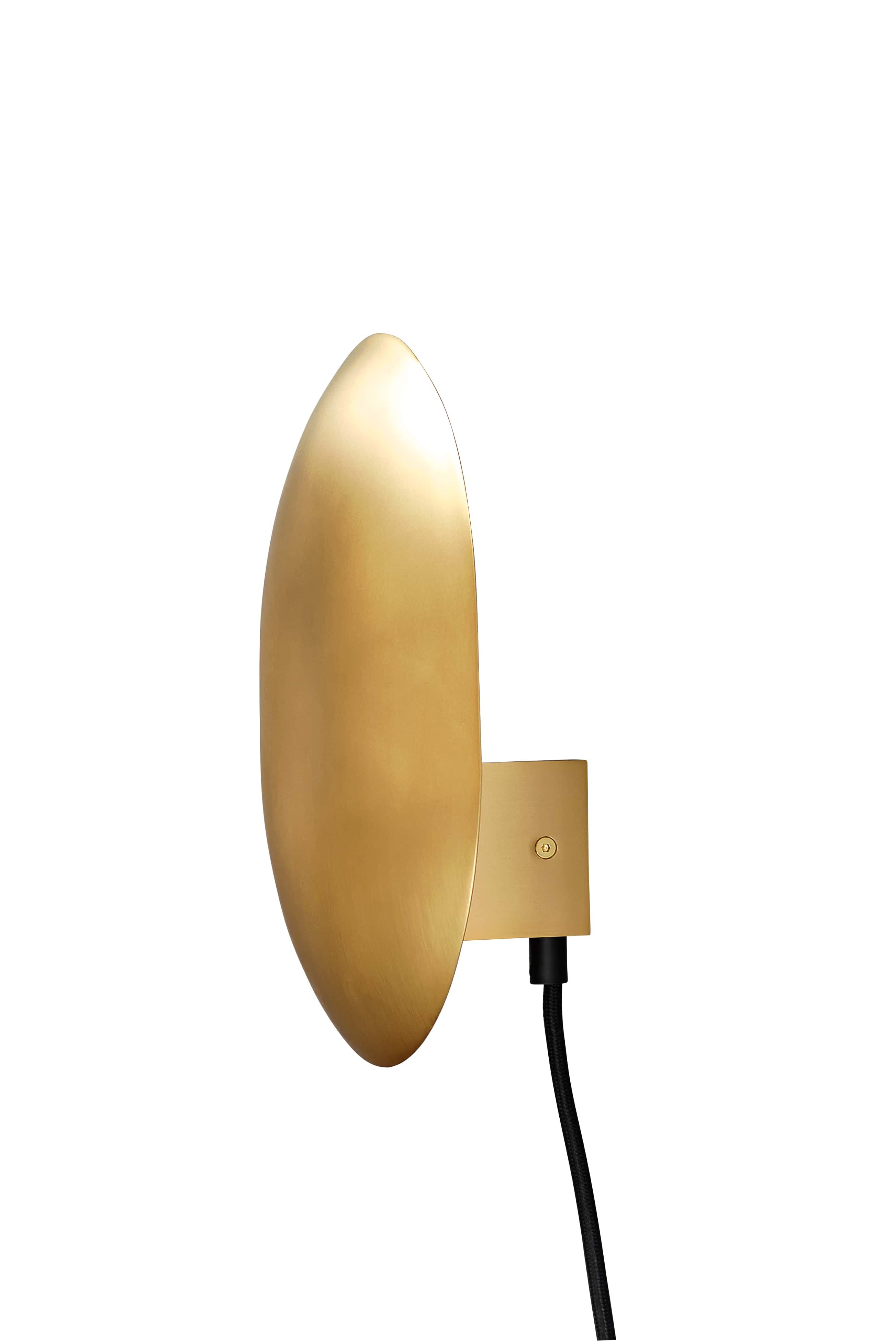 Clam Wall Lamp - THAT COOL LIVING