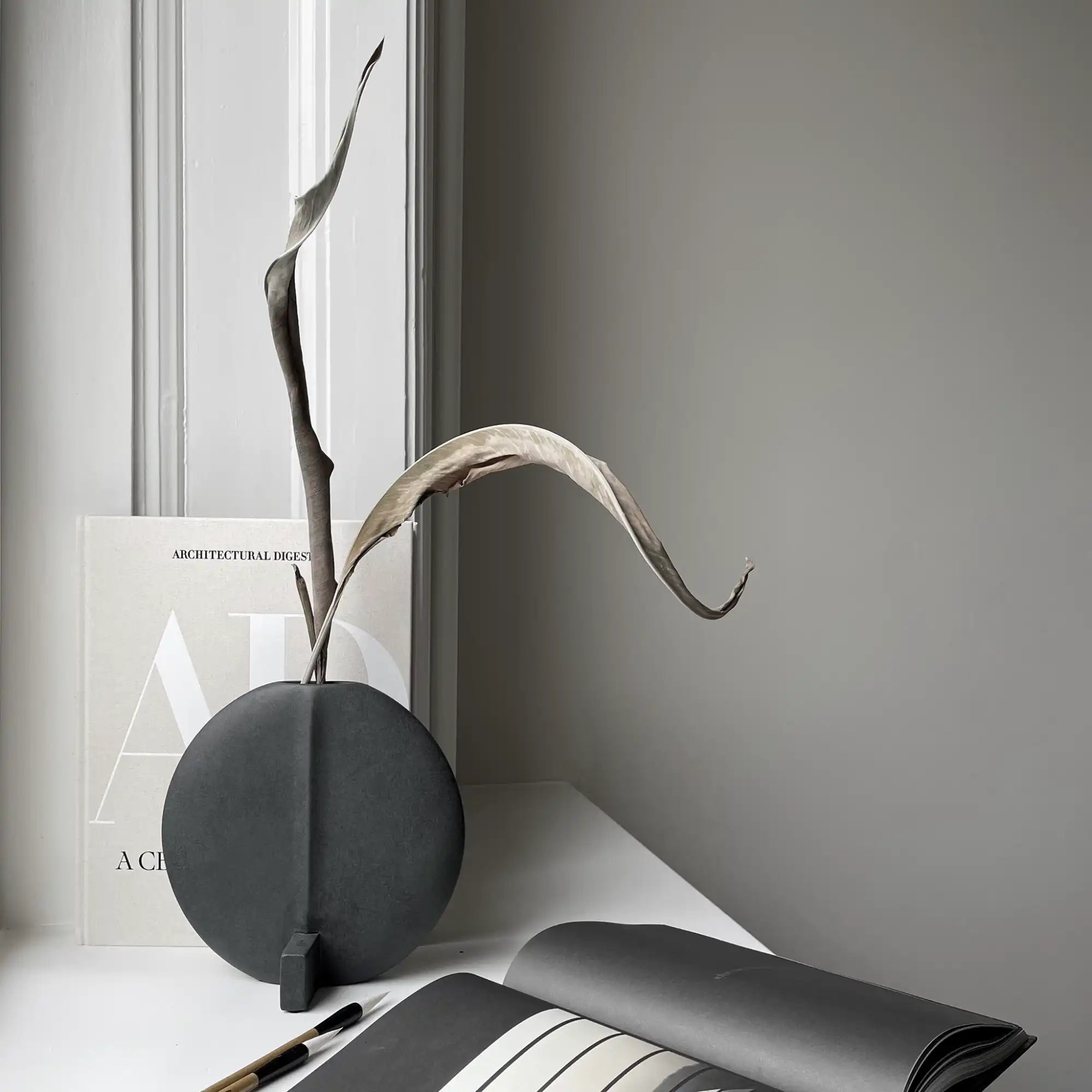 Guggenheim Vase - Petit - THAT COOL LIVING