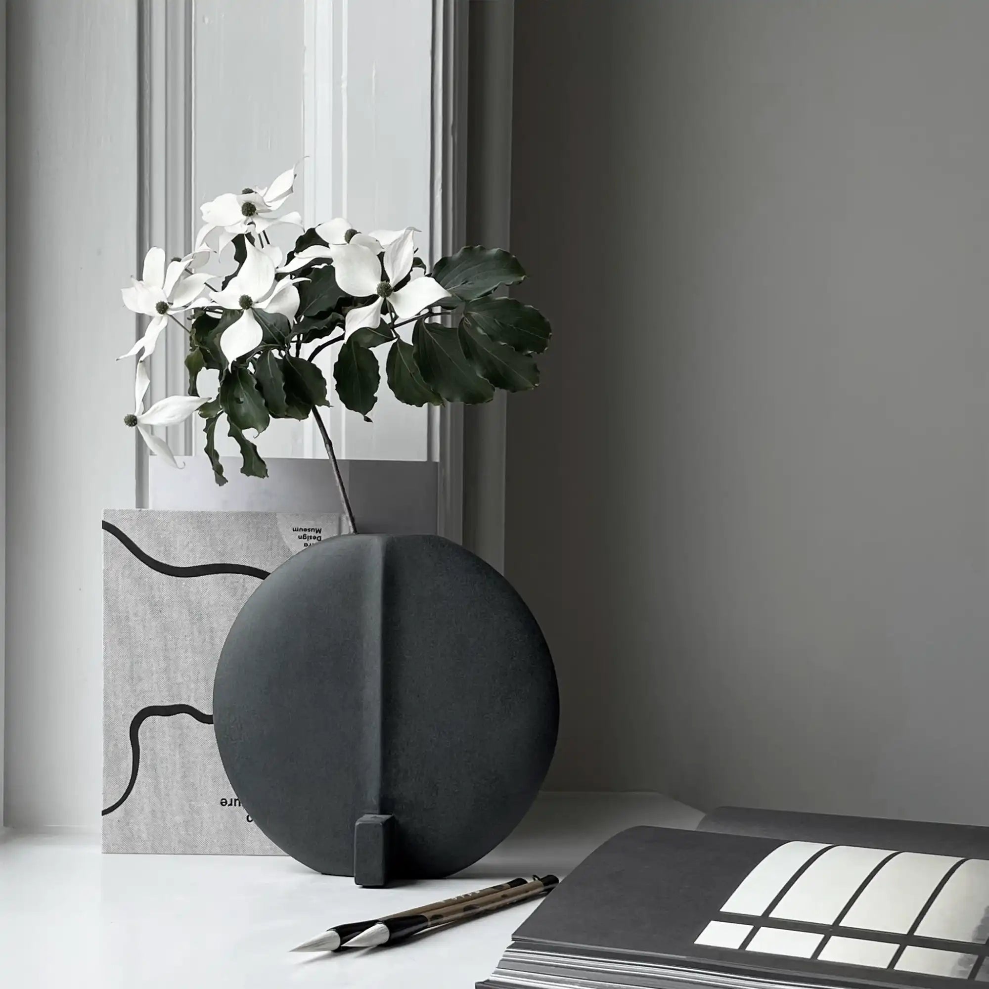 Guggenheim Vase - Petit - THAT COOL LIVING