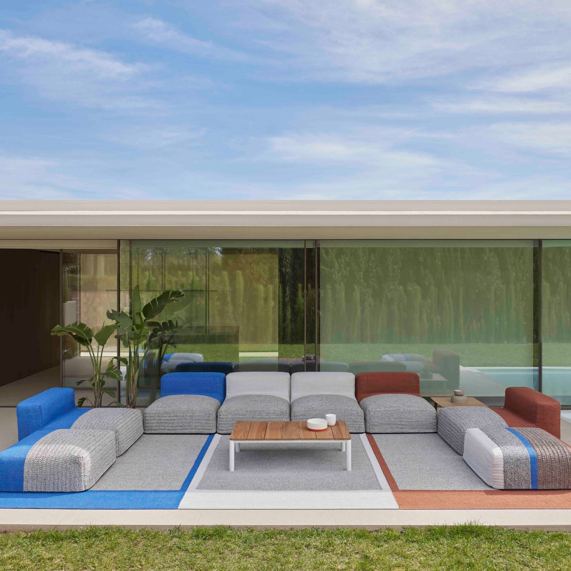 Mangas Outdoor Pouf - THAT COOL LIVING