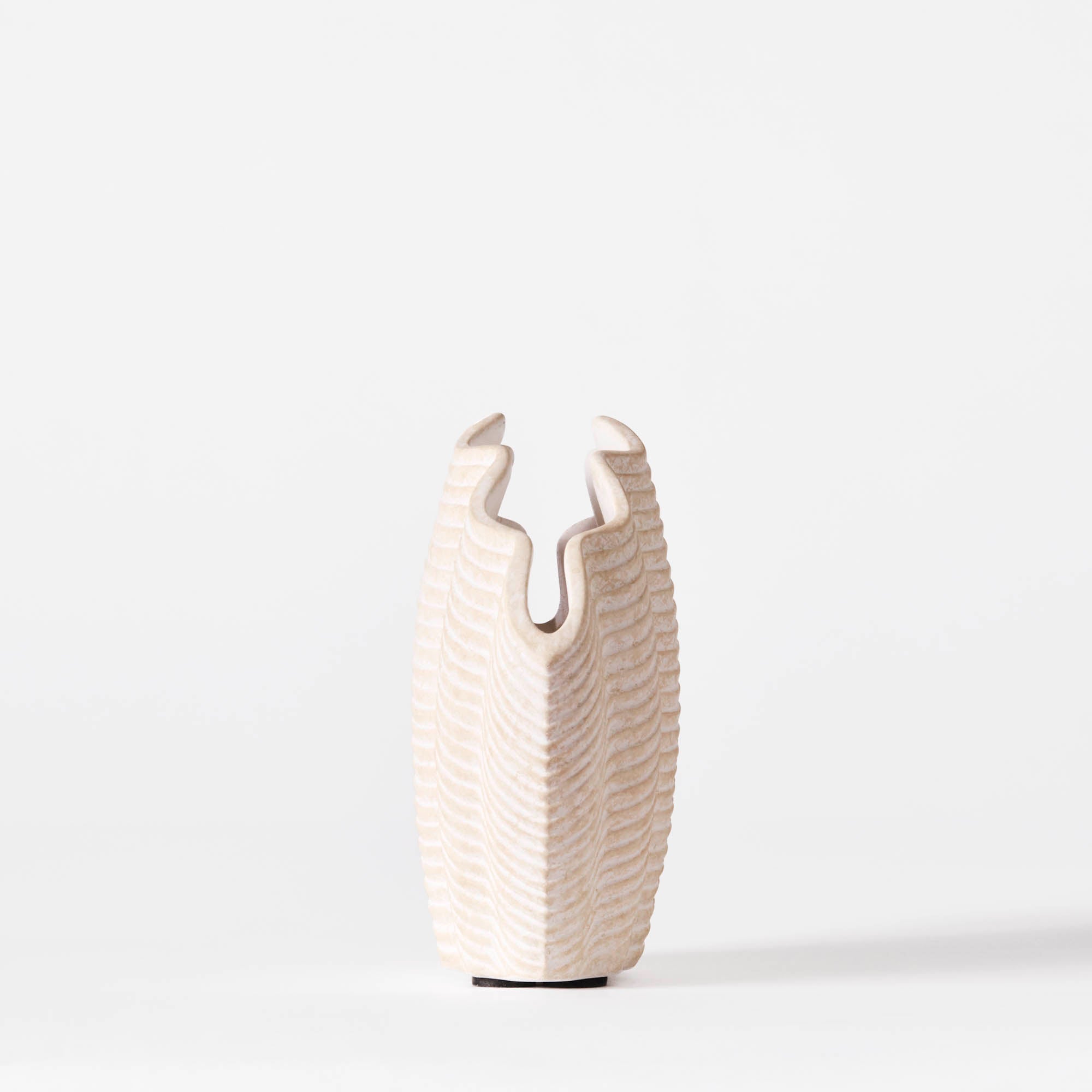 Concha Vase White Medium - THAT COOL LIVING