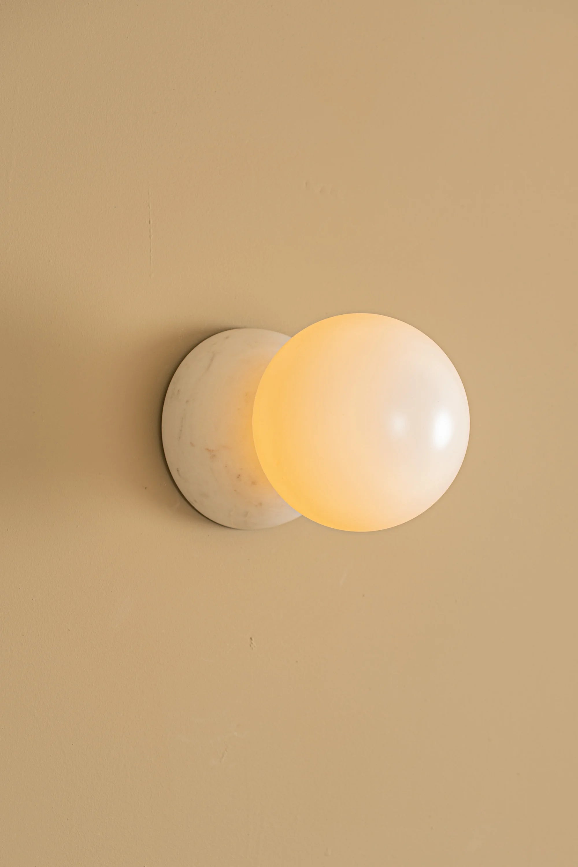 Eklipso Wall Lamp - THAT COOL LIVING