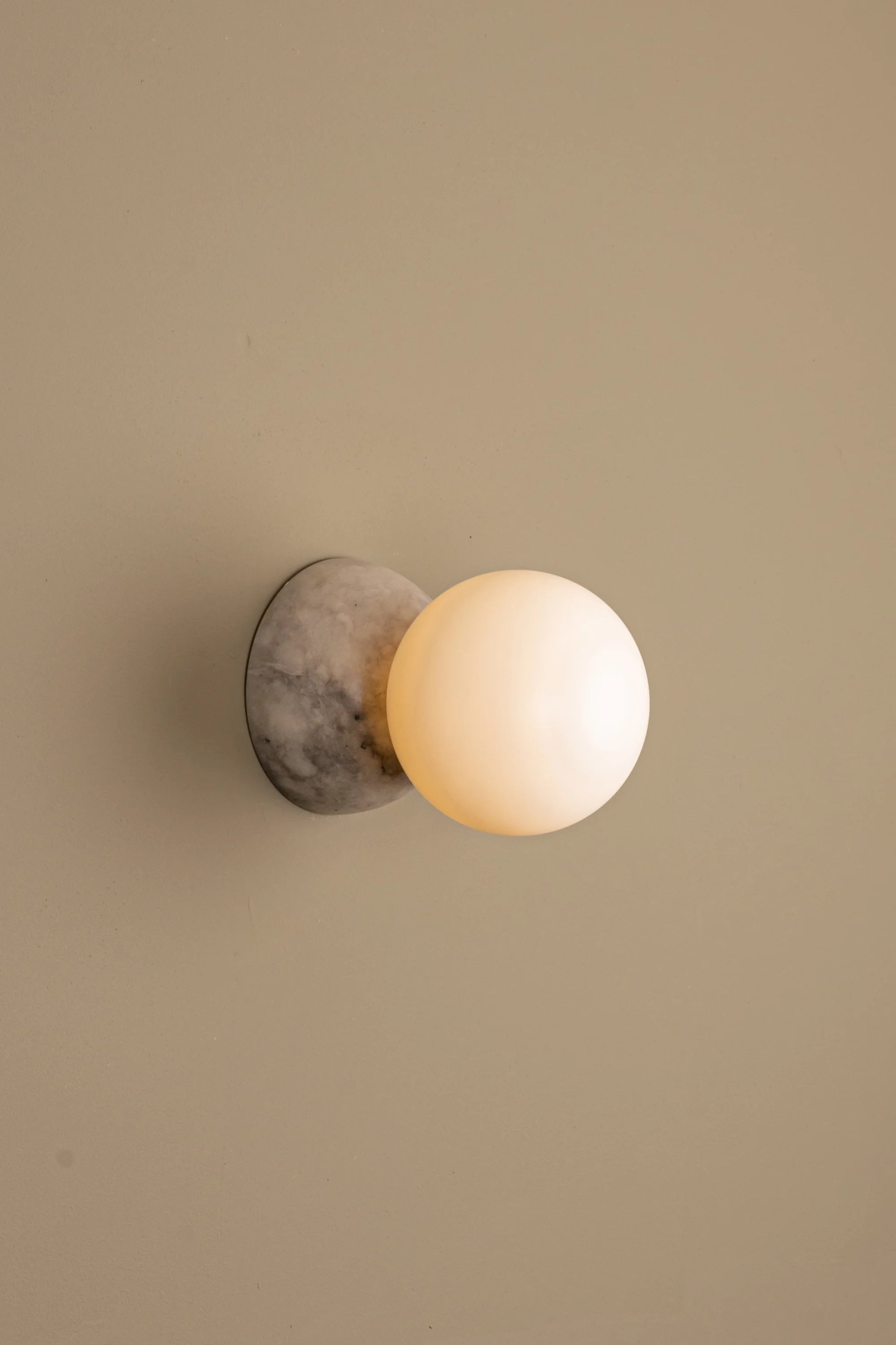 Eklipso Wall Lamp - THAT COOL LIVING
