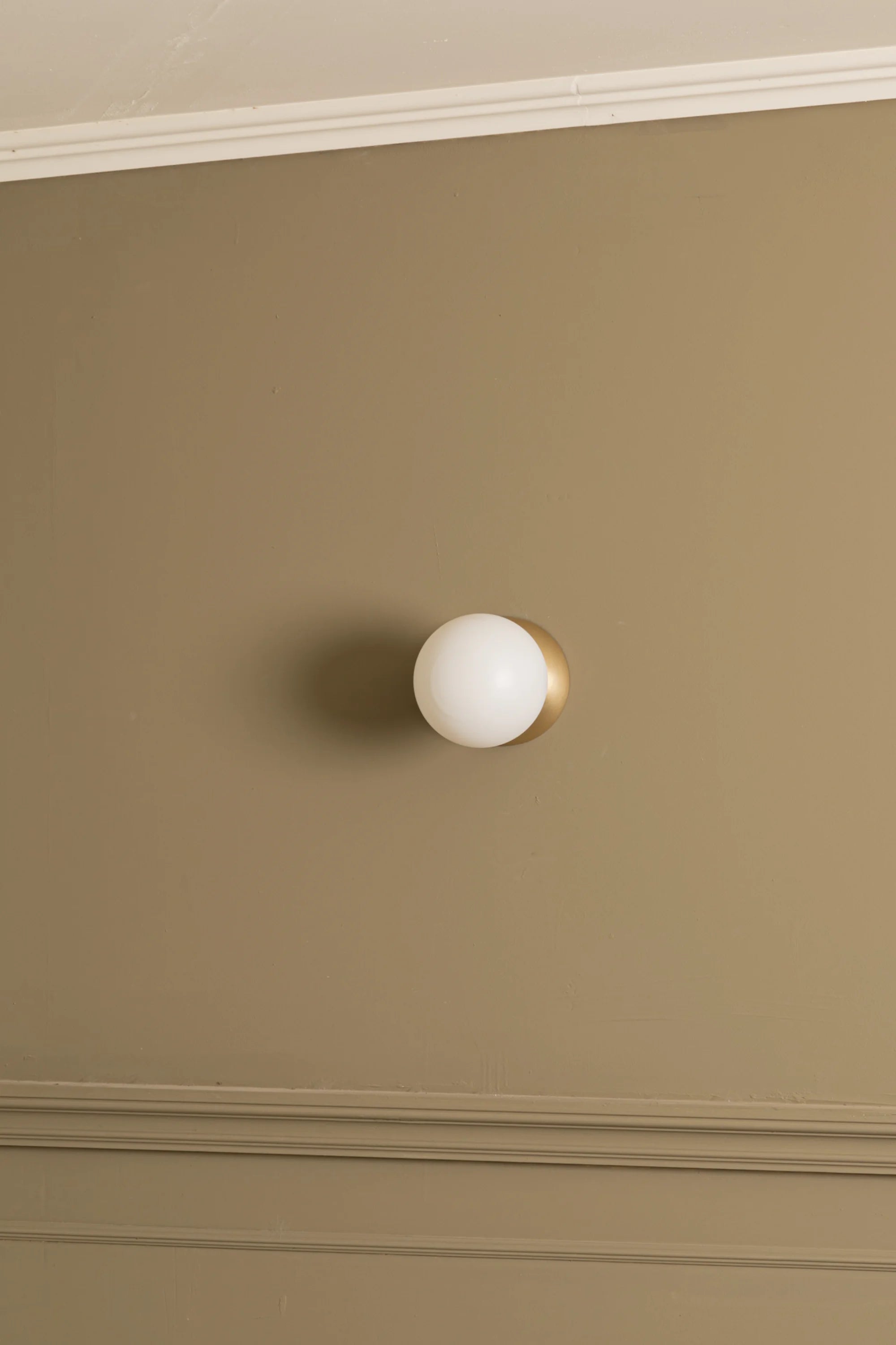 Eklipso Wall Lamp - THAT COOL LIVING