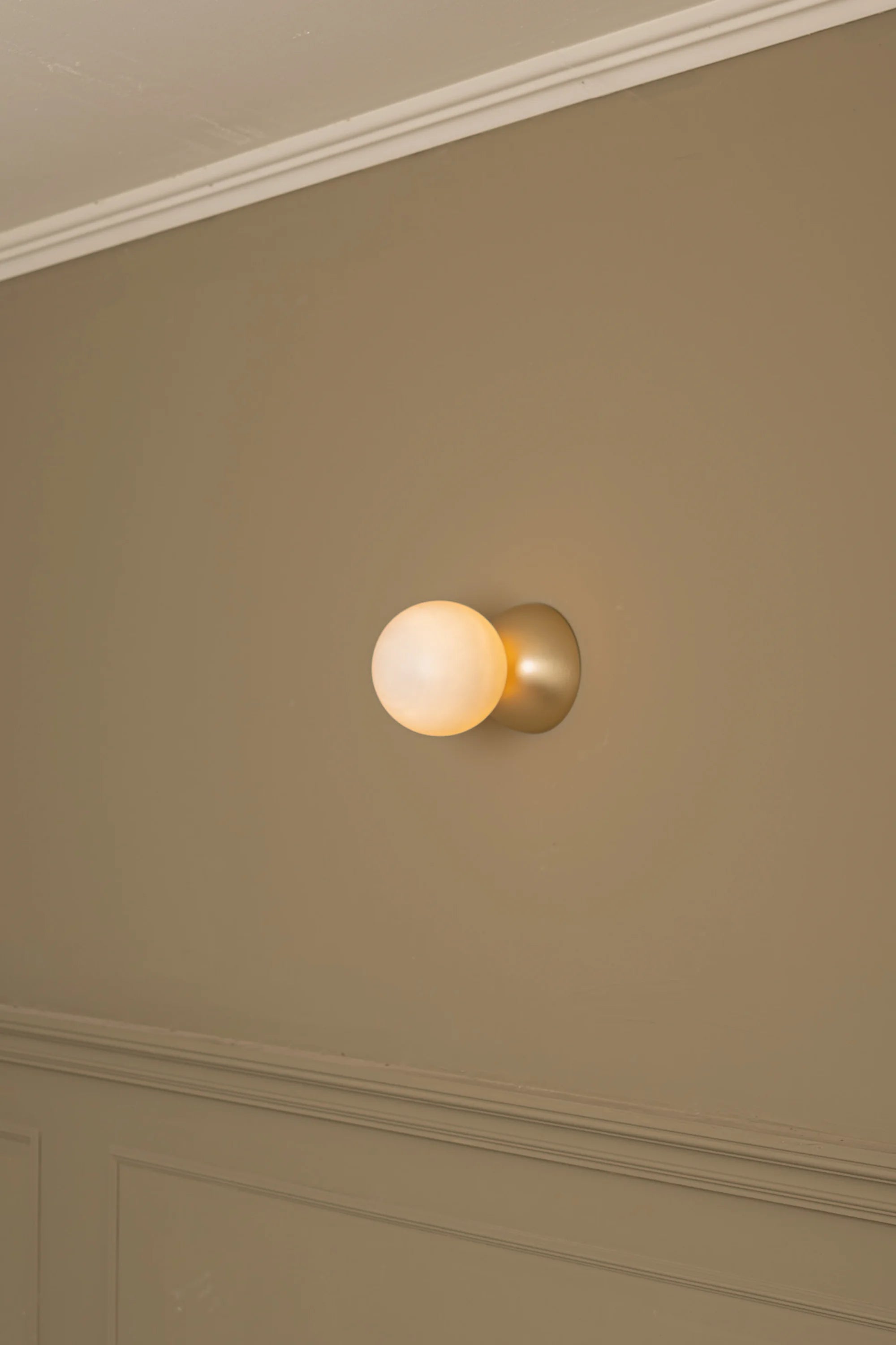 Eklipso Wall Lamp - THAT COOL LIVING