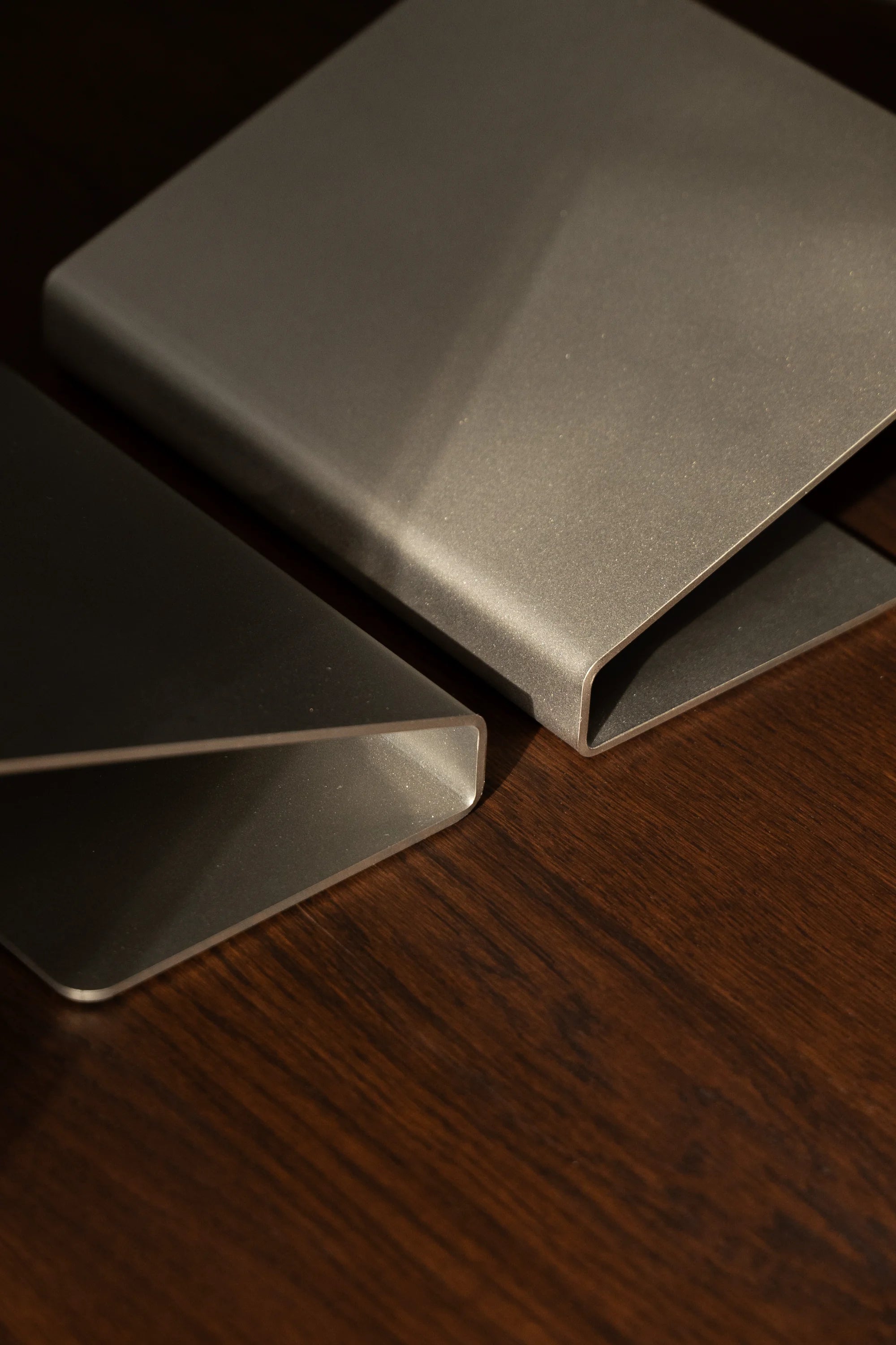 1.0 - Book Stand - THAT COOL LIVING