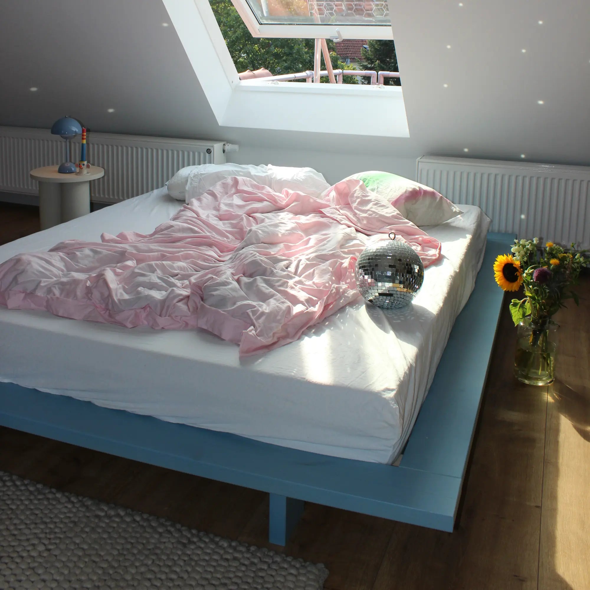 Japan Bed - Blue Dream | Minimalist Japanese Platform Bed Karup Design