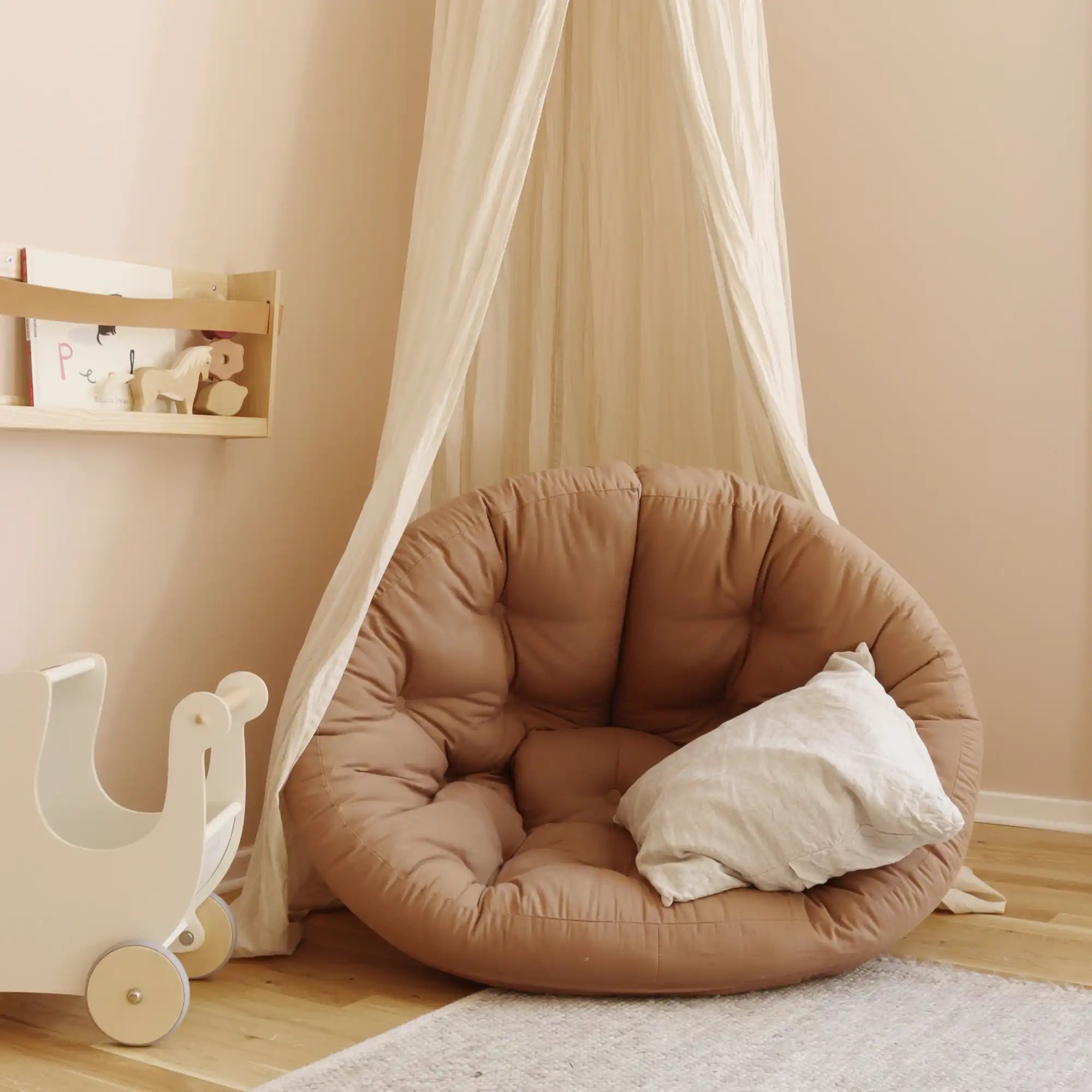 Nido Futon Chair - THAT COOL LIVING