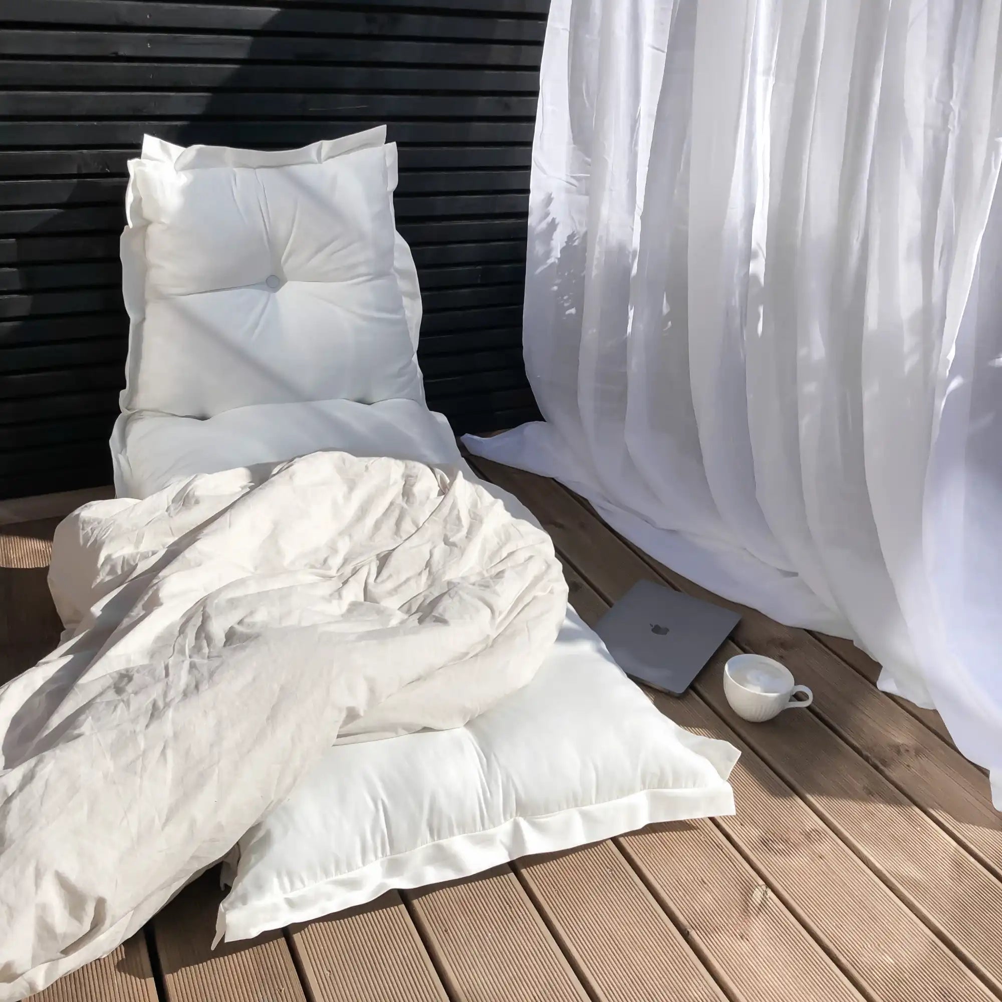 Outdoor Sit and Sleep - THAT COOL LIVING