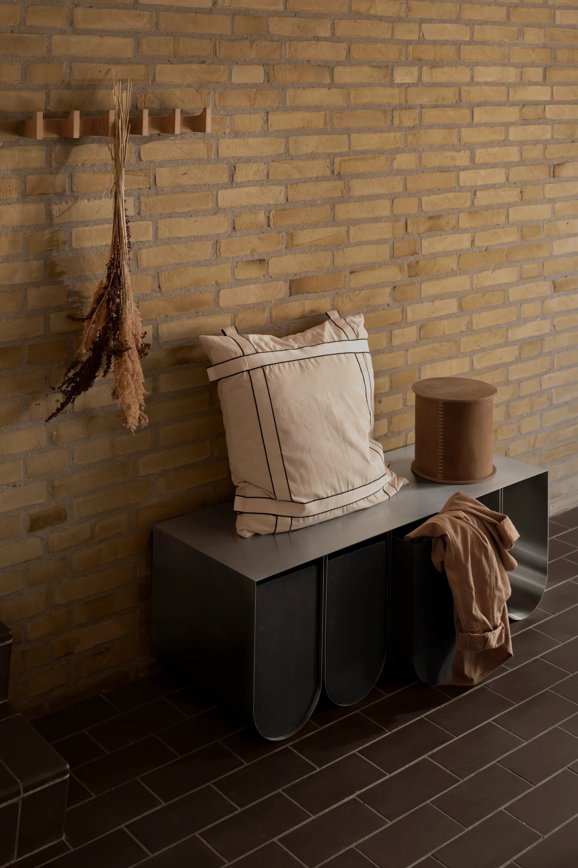 Curved Bench - THAT COOL LIVING
