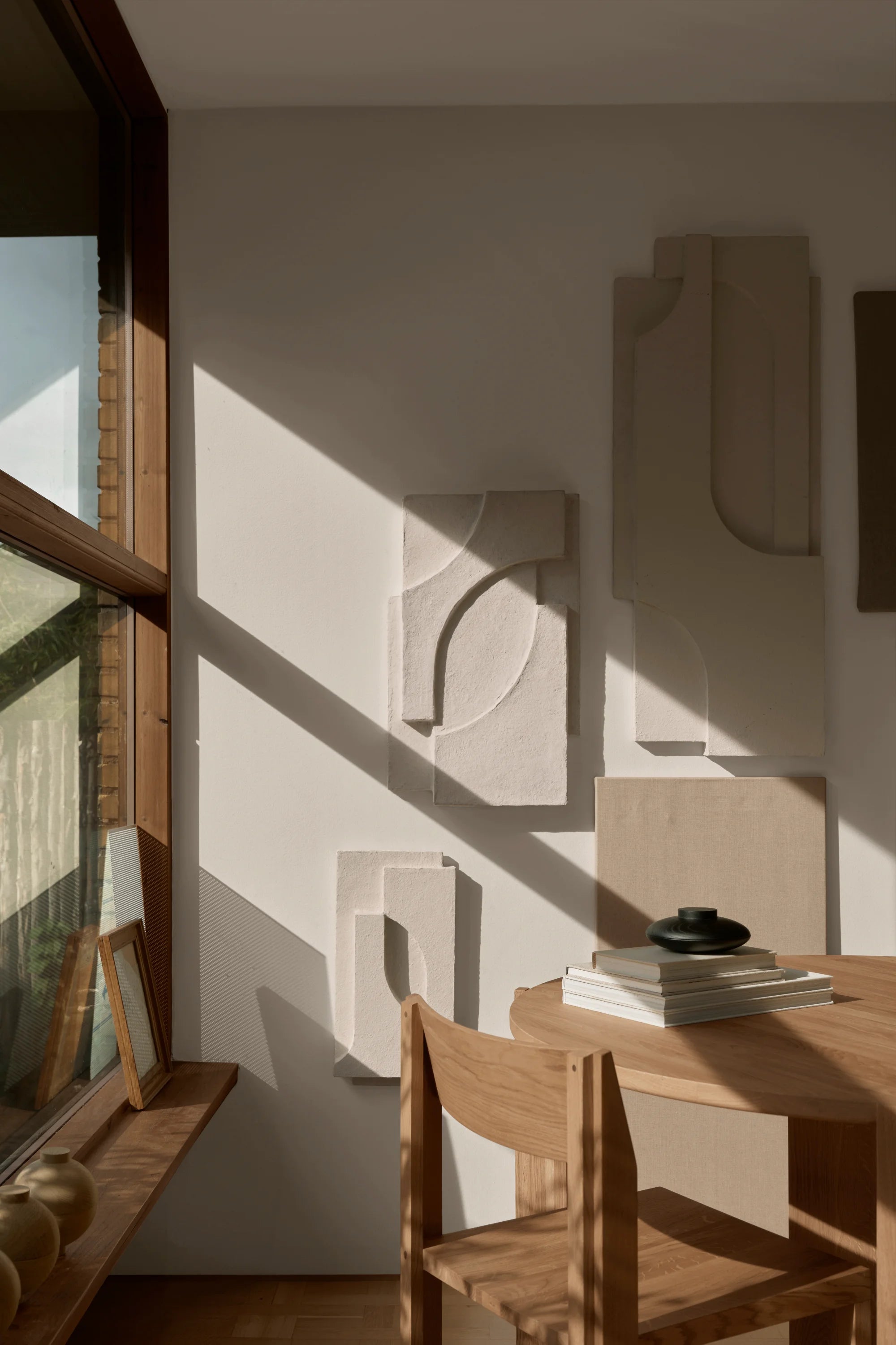 Serif Relief L - THAT COOL LIVING