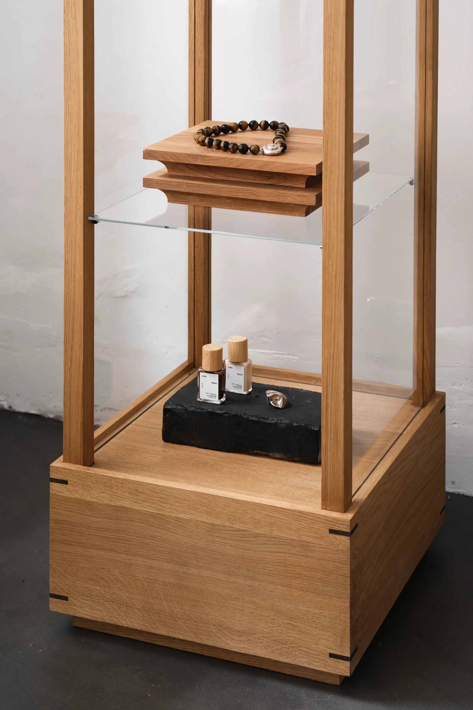 Japanese Cabinet M - THAT COOL LIVING