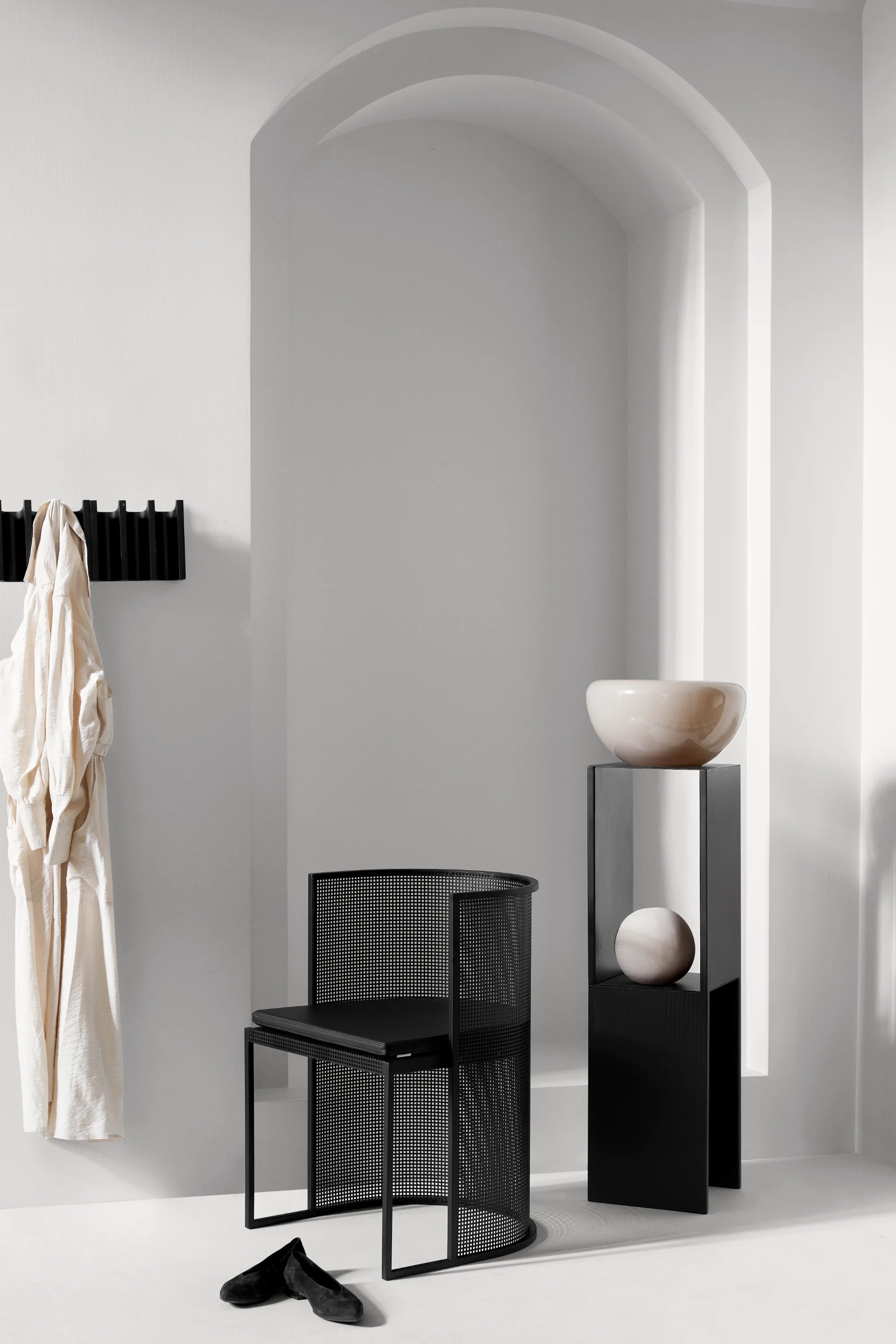 Pedestal Table - THAT COOL LIVING