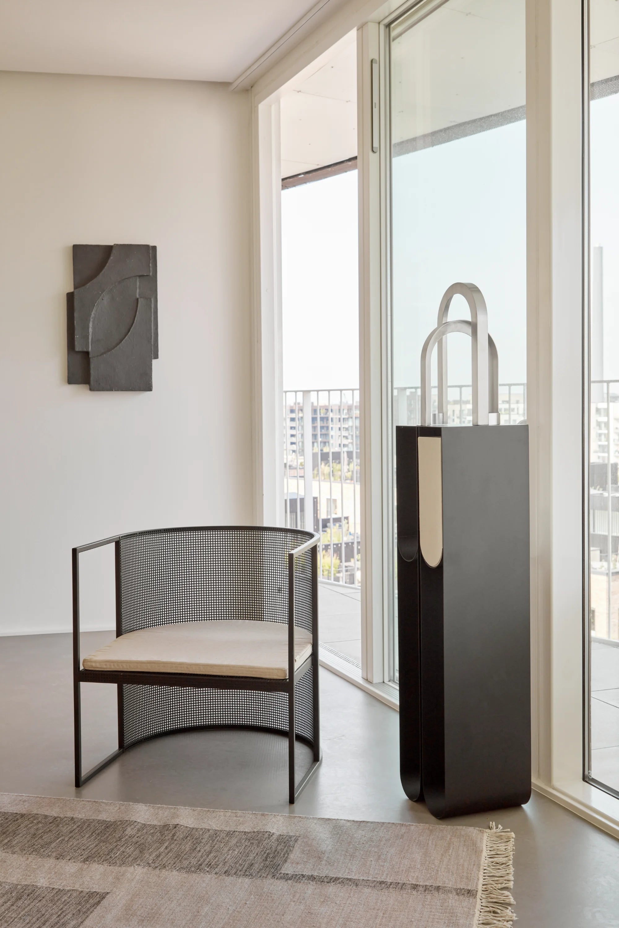 Curved Pedestal - THAT COOL LIVING