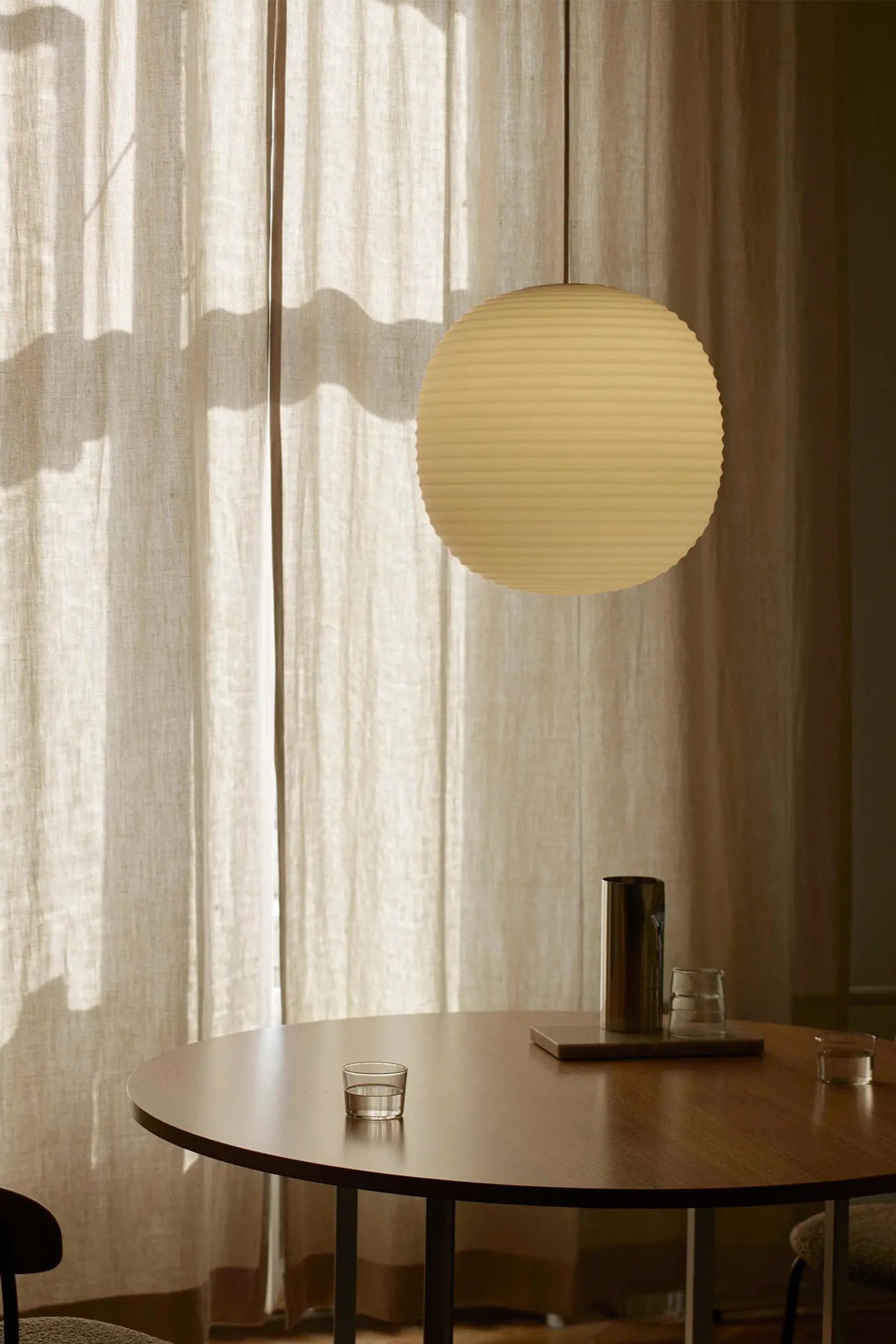 Black Lantern Pendant Lamp with intricate metal design
