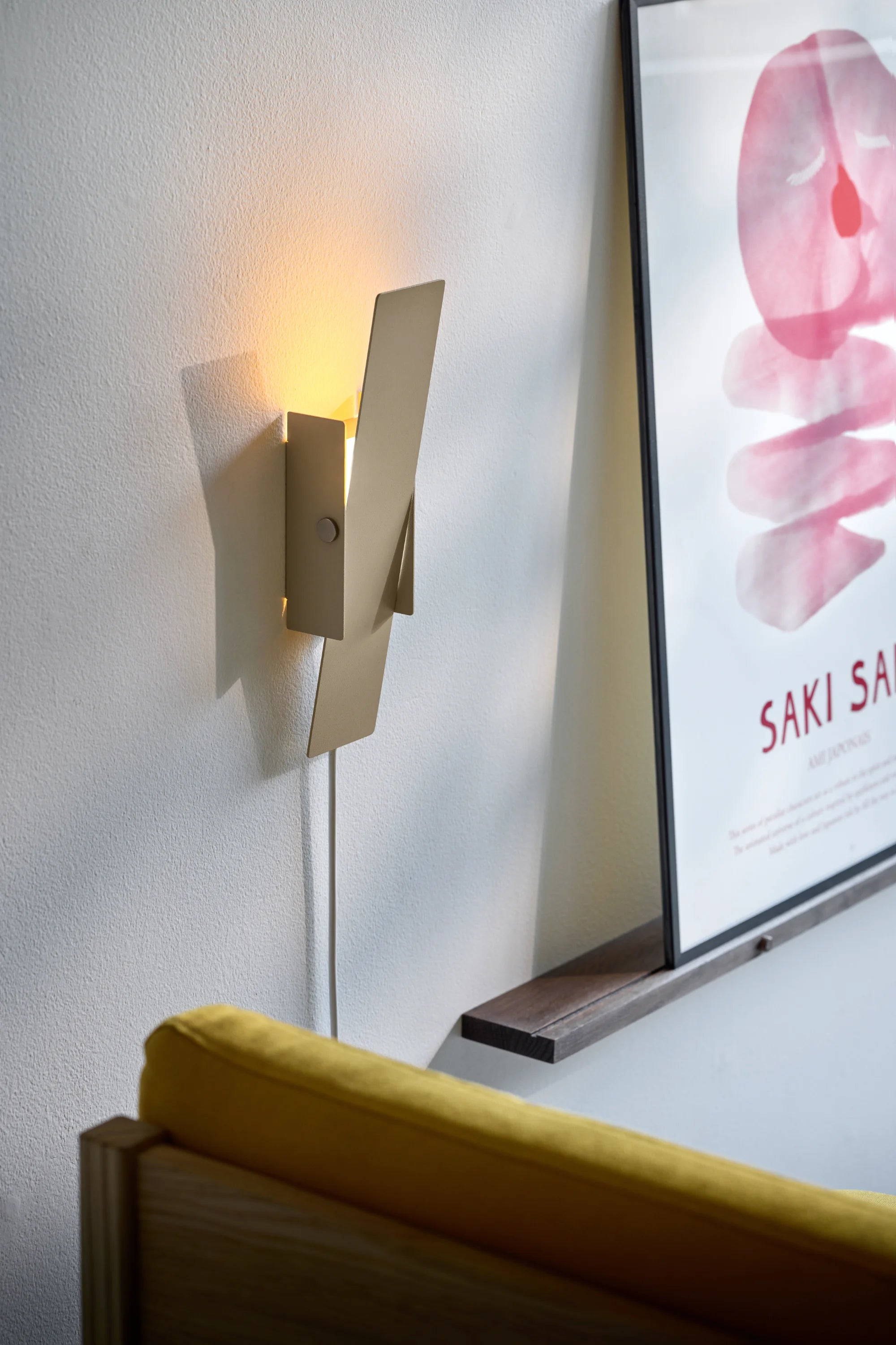 Pivoting Wall Lamp - THAT COOL LIVING
