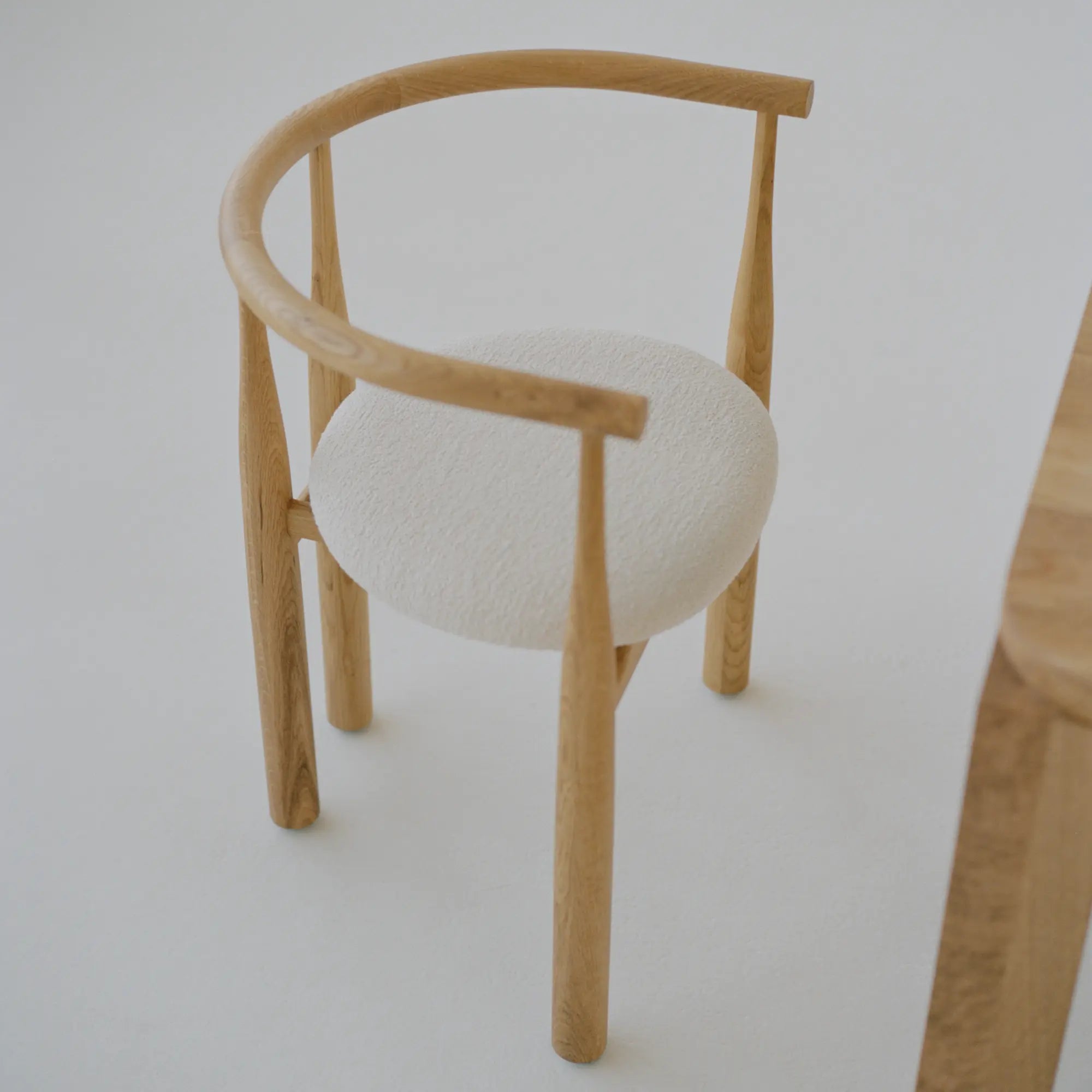 Compact Bukowski Chair with space-saving design and foldable frame