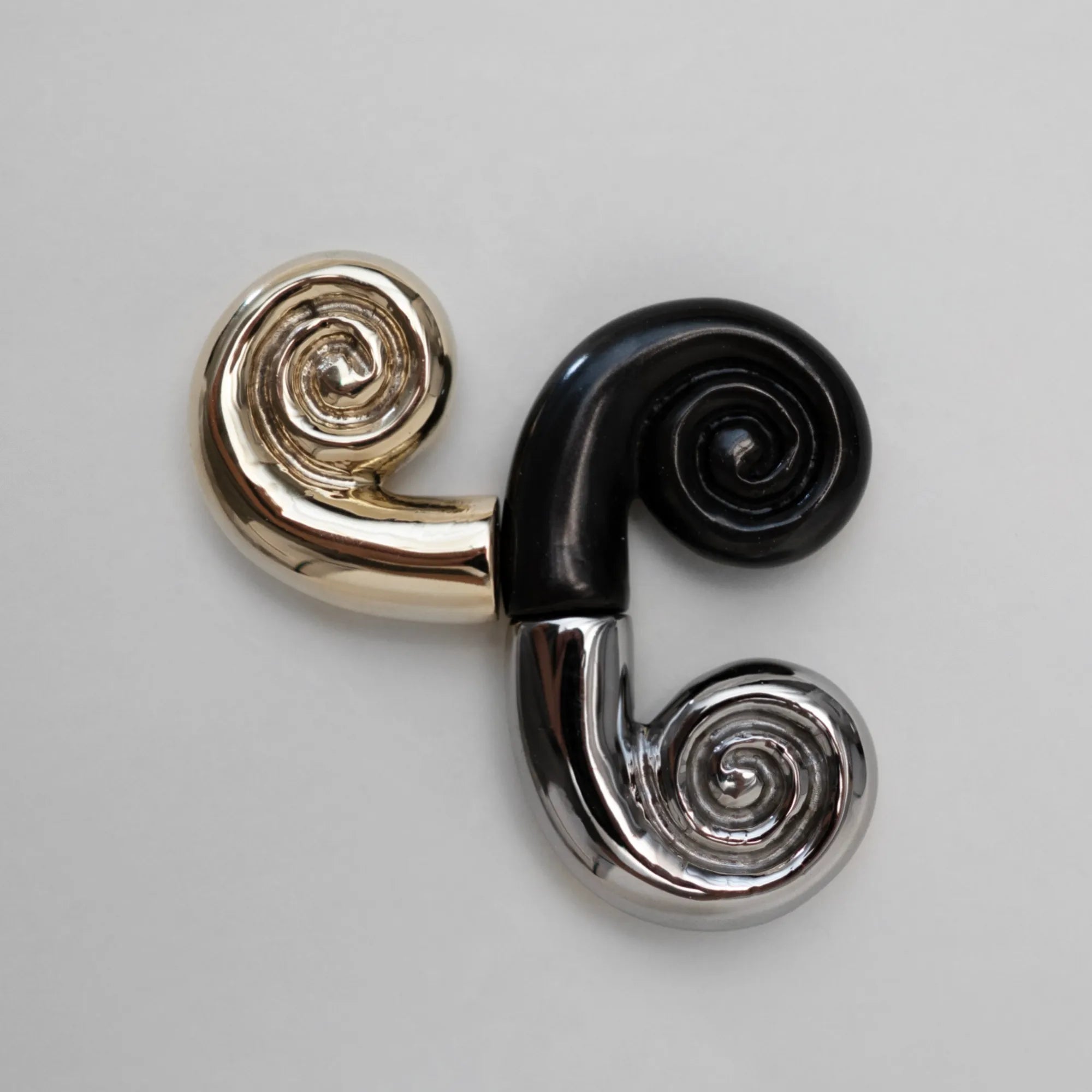 Noelle Knob - Set of 2 - Antique Brass - THAT COOL LIVING