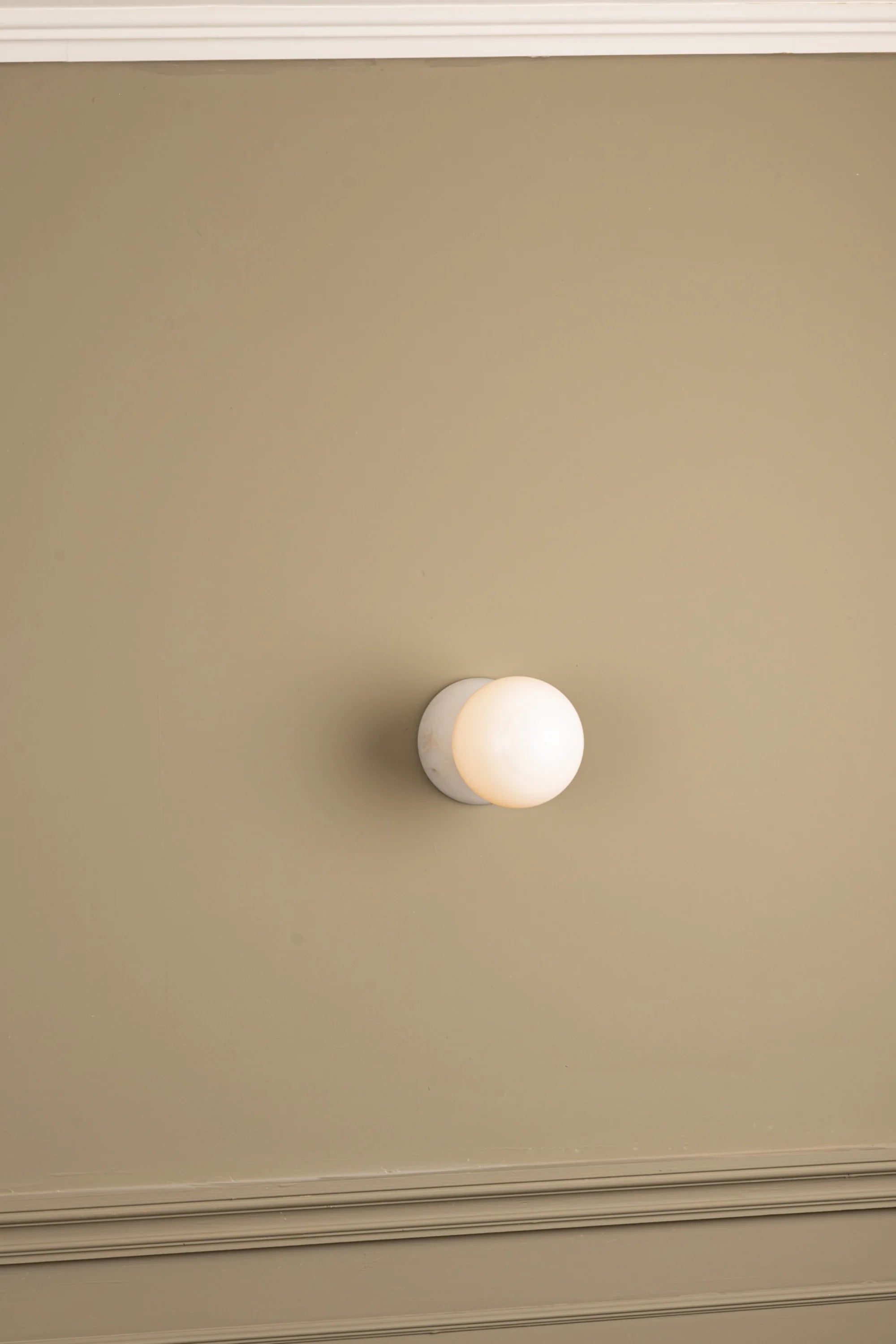 Eklipso Wall Lamp - THAT COOL LIVING