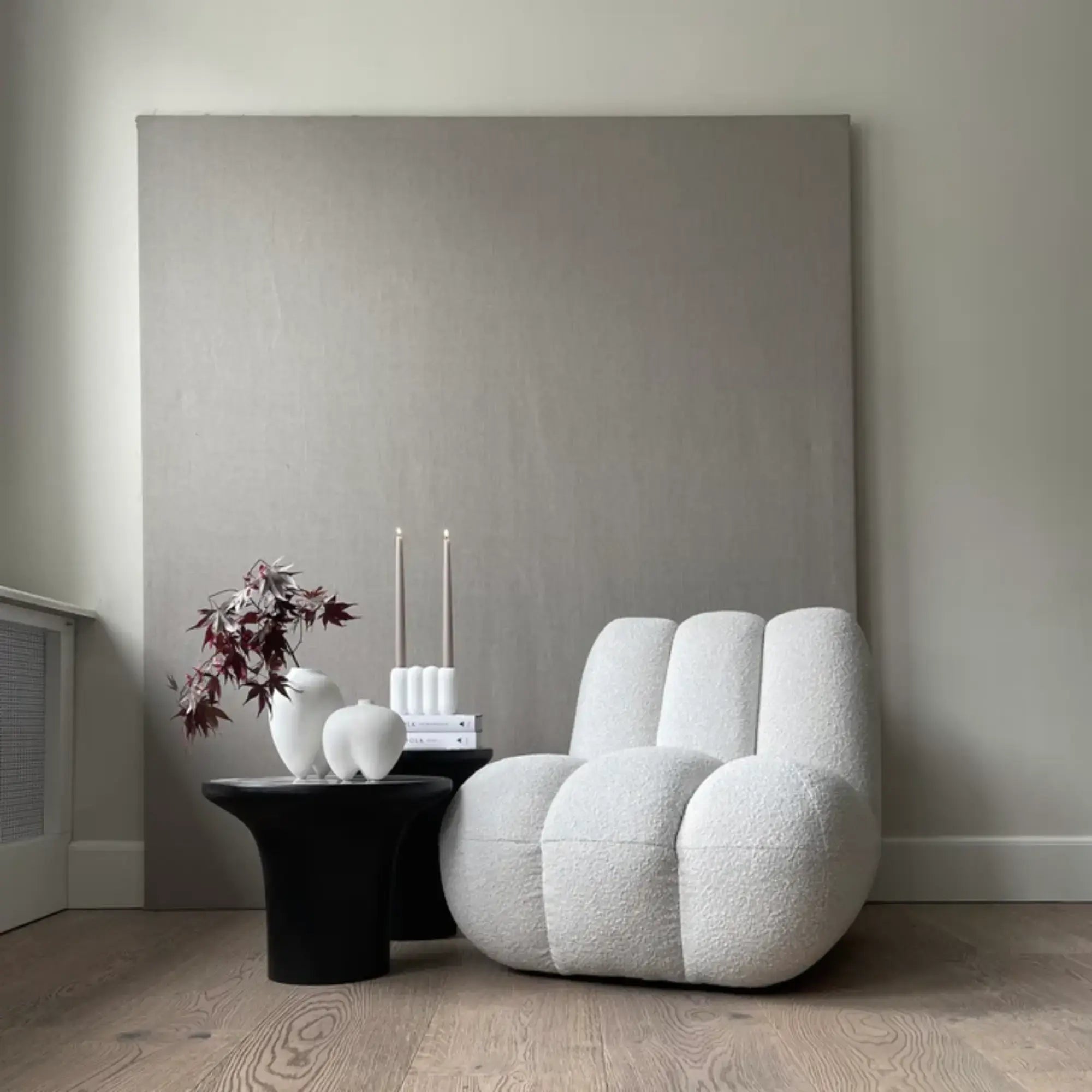 Sumo Vase Slim, a sleek and modern ceramic vase for home decor