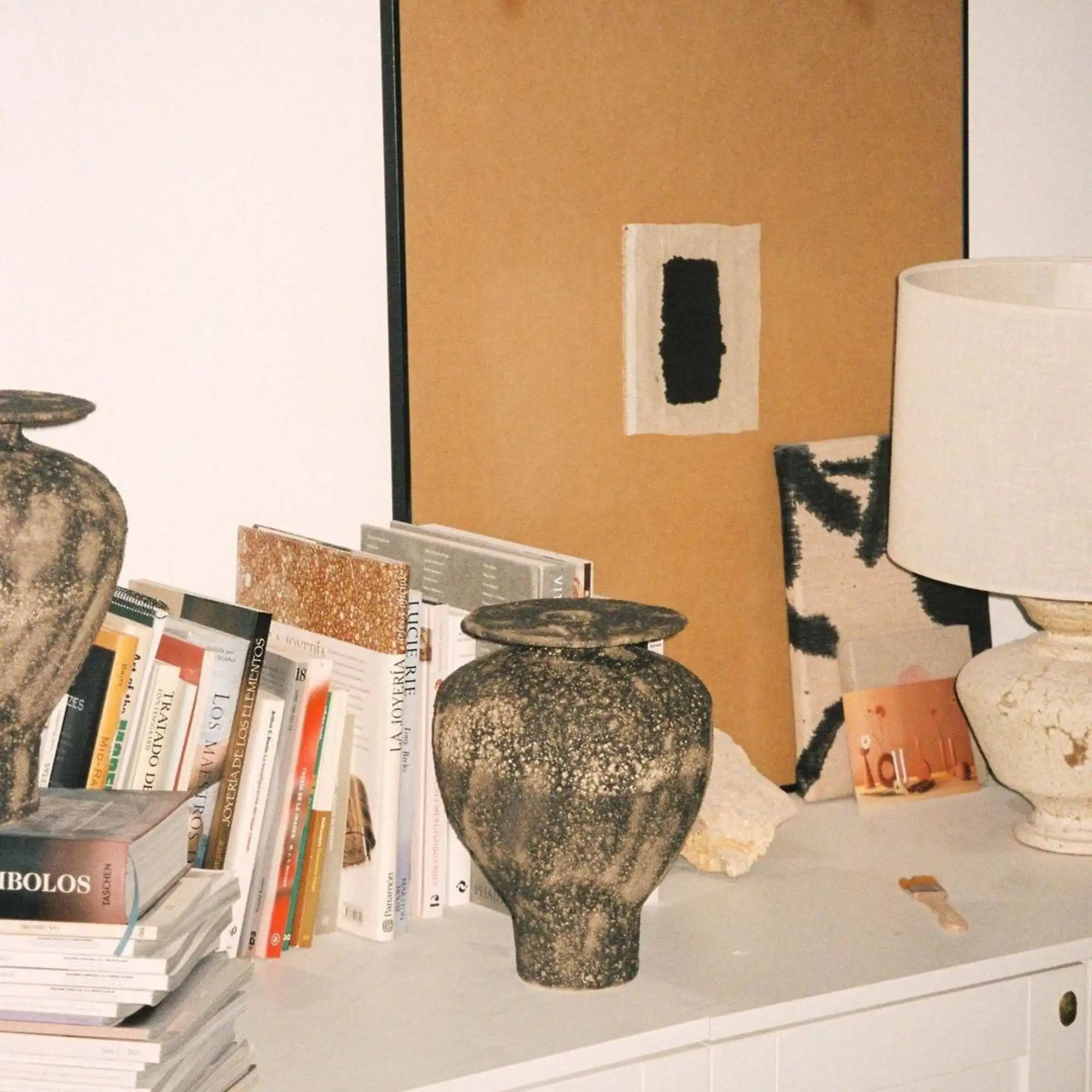 Isolated N.7 Vase - THAT COOL LIVING