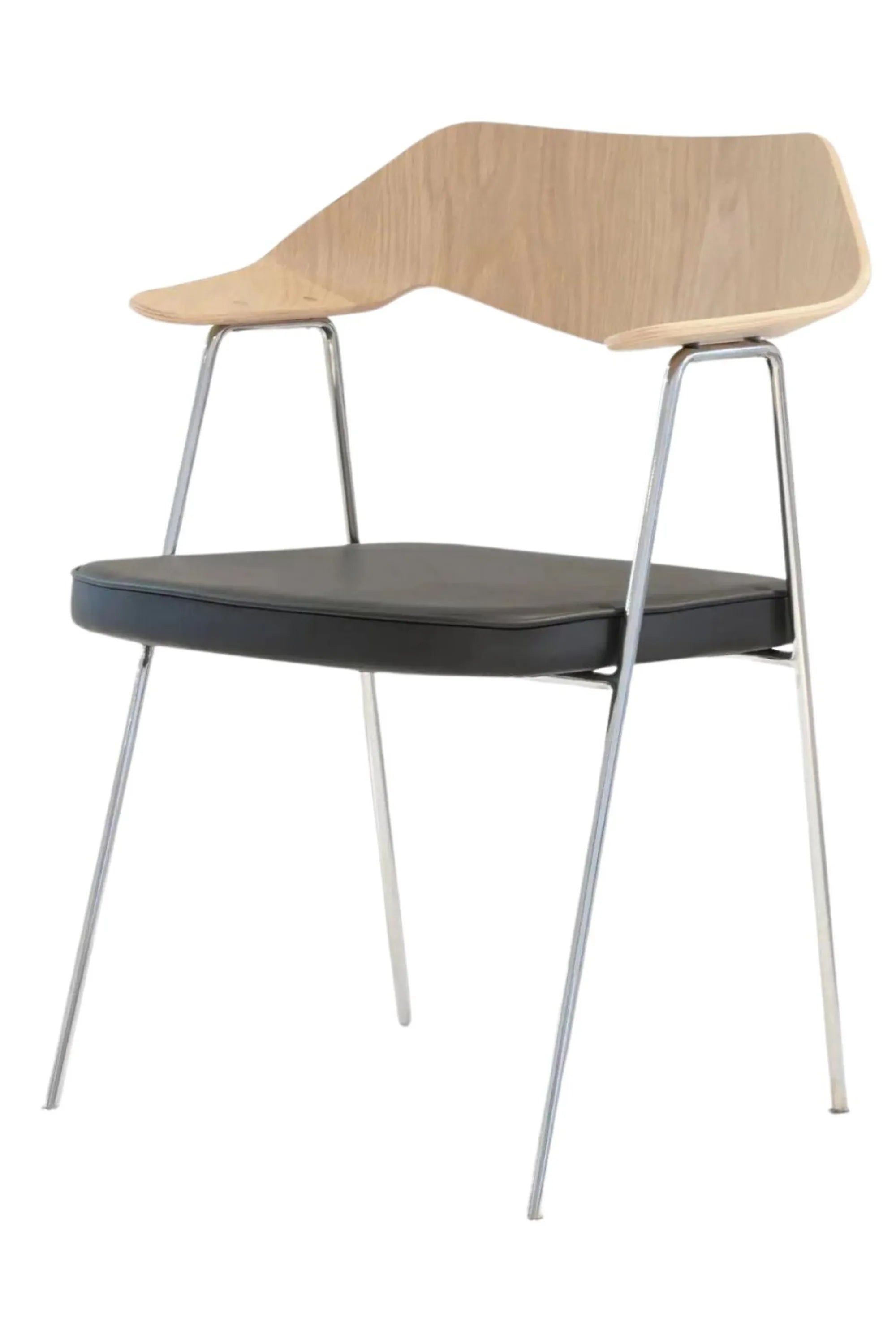 Chaise 675